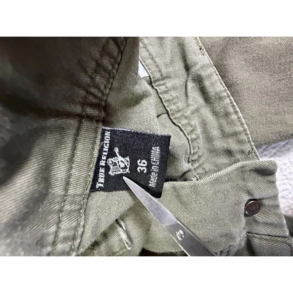 True Religion Men's Relaxed Cargo Shorts‎ 104821 Olive Green Sz 36 Horse Shoe